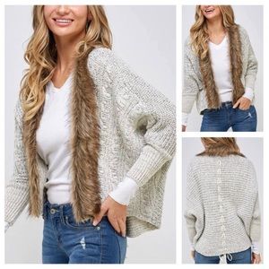 On Blue, size small, grey